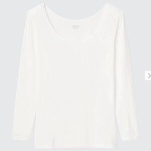 ❌SOLD❌ Uniqlo HeatTech Long Sleeve Top